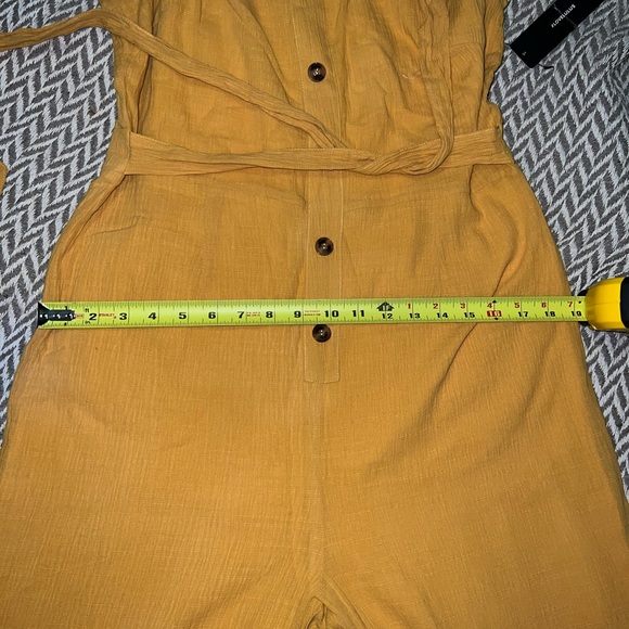 NWT Lulu's Sunny Day Dreamer Yellow Ruffled Button-Front Jumpsuit L - Picture 11 of 12